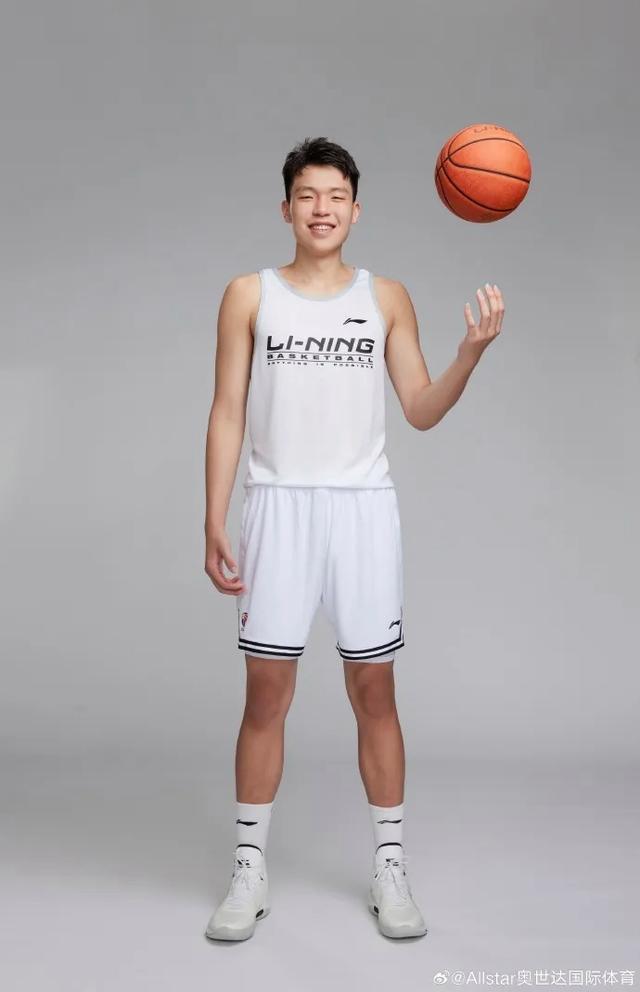 华体会官网-NBA官方预热：杨瀚森有望成第九位中选的中国球员的简单介绍