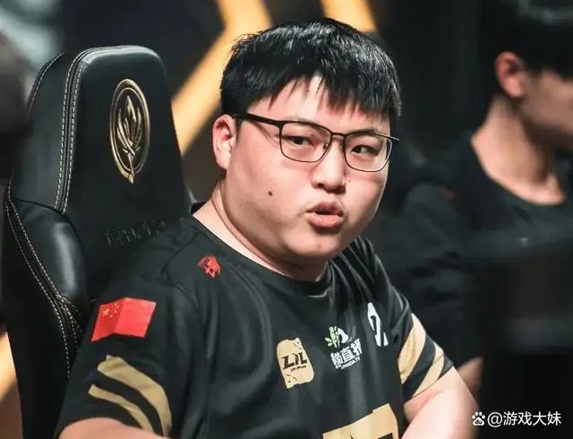 LCK发布视频致敬Uzi你是伟大的对手，也是珍贵的朋友的简单介绍