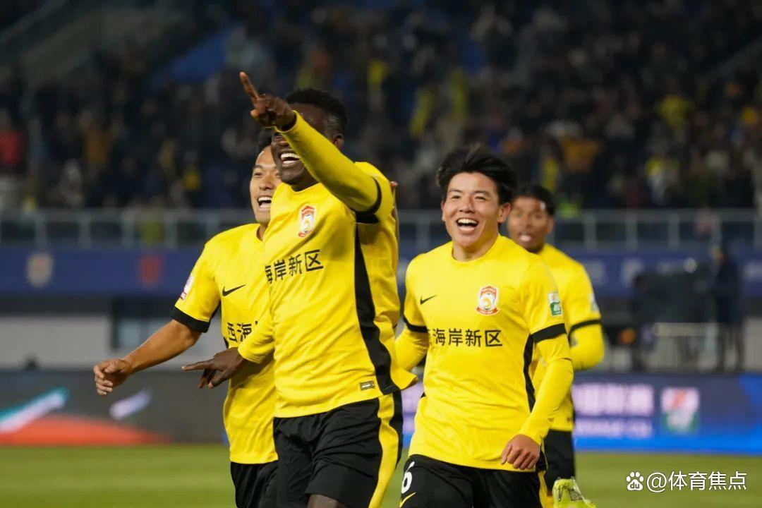 华体会登入-中超-莱昂纳多传射李新翔破门十人海港3-1河南的简单介绍